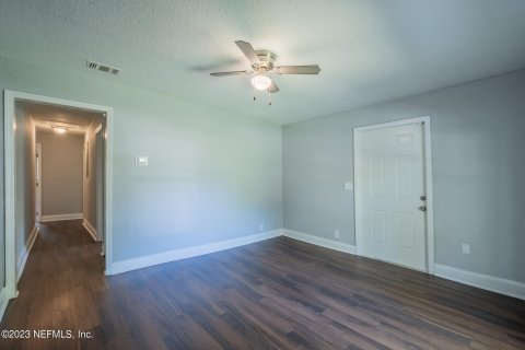 Villa ou maison à vendre à Jacksonville, Floride: 4 chambres, 128.86 m2 № 889531 - photo 6