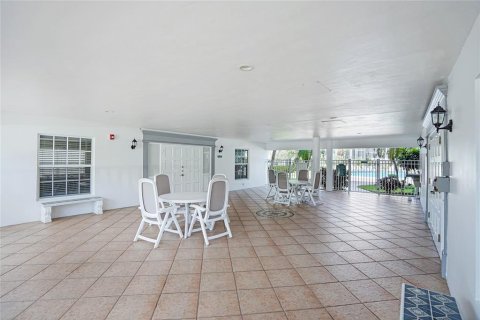 Condo in Lauderdale-by-the-Sea, Florida, 2 bedrooms  № 1154479 - photo 30