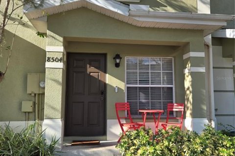 Townhouse in Tampa, Florida 2 bedrooms, 108.97 sq.m. № 1398952 - photo 1