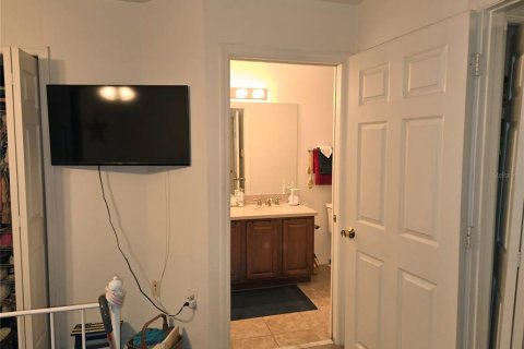 Townhouse in Tampa, Florida 2 bedrooms, 108.97 sq.m. № 1398952 - photo 6