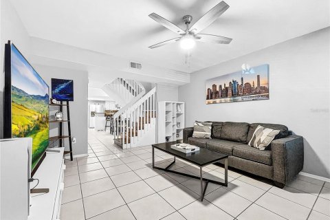 Adosado en venta en Tampa, Florida, 2 dormitorios, 106.65 m2 № 1246598 - foto 9