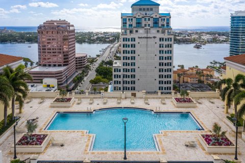 Condominio en venta en West Palm Beach, Florida, 2 dormitorios, 123.84 m2 № 994286 - foto 15