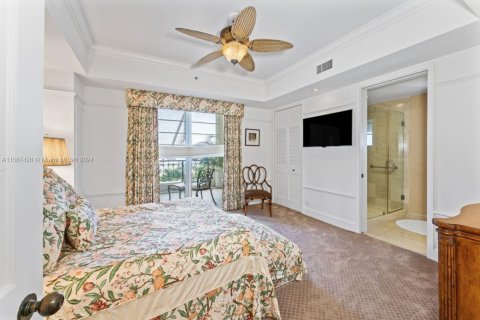 Condo in Miami Beach, Florida, 3 bedrooms  № 1187422 - photo 25