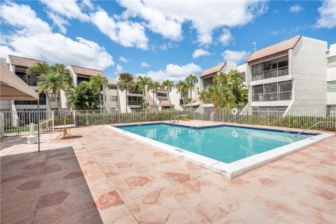 Condominio en venta en Weston, Florida, 2 dormitorios, 102.75 m2 № 1293245 - foto 19