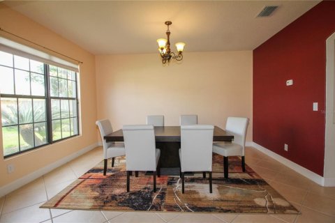 Casa en venta en Merrit Island, Florida, 5 dormitorios, 374.02 m2 № 1083723 - foto 9