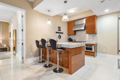 Copropriété à louer à Bal Harbour, Floride: 2 chambres, 156.54 m2 № 883700 - photo 5