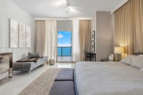 Copropriété à louer à Bal Harbour, Floride: 2 chambres, 156.54 m2 № 883700 - photo 18