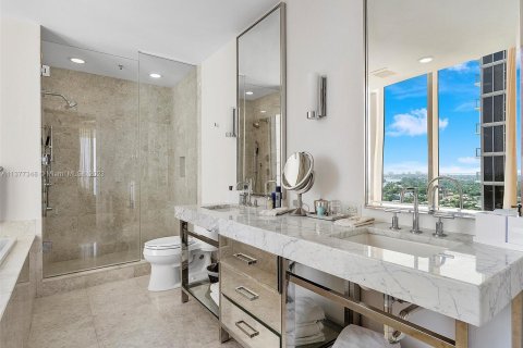 Copropriété à louer à Bal Harbour, Floride: 2 chambres, 156.54 m2 № 883700 - photo 20