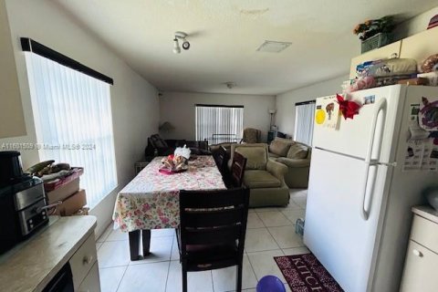 Casa en venta en Lauderhill, Florida, 3 dormitorios, 138.61 m2 № 1216787 - foto 8