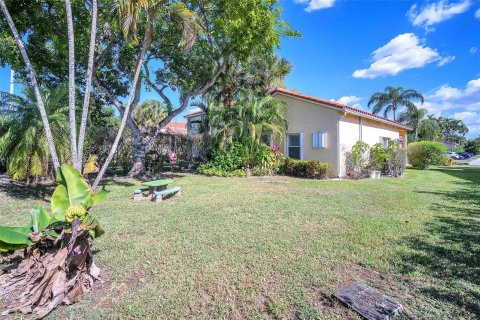 Villa ou maison à vendre à Pembroke Pines, Floride: 3 chambres, 137.68 m2 № 859821 - photo 24