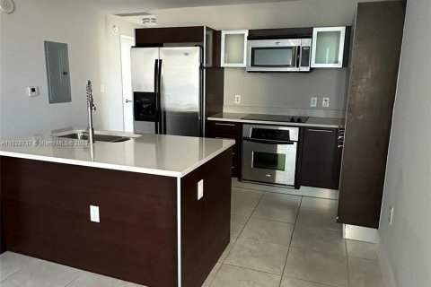 Condominio en venta en Miami, Florida, 1 dormitorio, 73.76 m2 № 993902 - foto 5