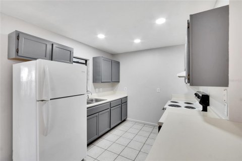 Casa en venta en Tampa, Florida, 3 dormitorios, 120.03 m2 № 1403196 - foto 4