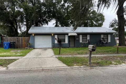 Casa en venta en Tampa, Florida, 3 dormitorios, 120.03 m2 № 1403196 - foto 1