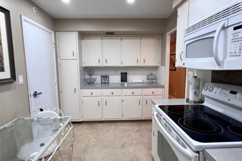 Condo in Fort Lauderdale, Florida, 1 bedroom  № 1142531 - photo 10