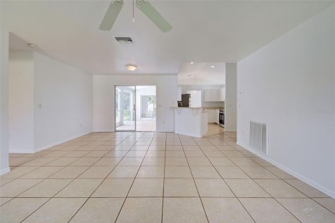 Villa ou maison à vendre à North Port, Floride: 3 chambres, 192.12 m2 № 1385174 - photo 25