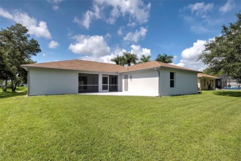 Villa ou maison à vendre à North Port, Floride: 3 chambres, 192.12 m2 № 1385174 - photo 7