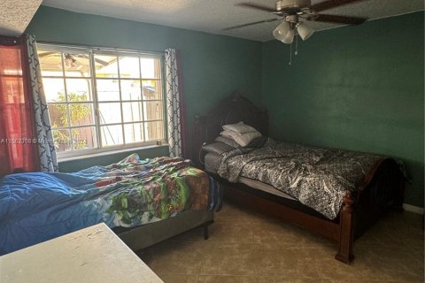 Condo in Hialeah, Florida, 2 bedrooms  № 1128184 - photo 7