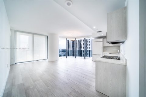 Condominio en venta en Miami, Florida, 2 dormitorios, 97.36 m2 № 1270187 - foto 1