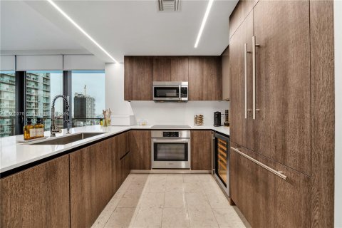 Copropriété à vendre à Miami, Floride: 3 chambres, 152.82 m2 № 1270188 - photo 5