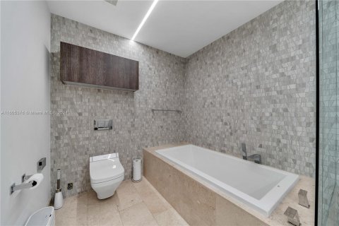 Condominio en venta en Miami, Florida, 3 dormitorios, 152.82 m2 № 1270188 - foto 14