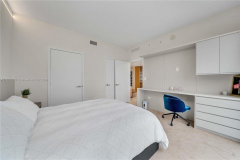 Condo in Miami, Florida, 3 bedrooms  № 1270188 - photo 29