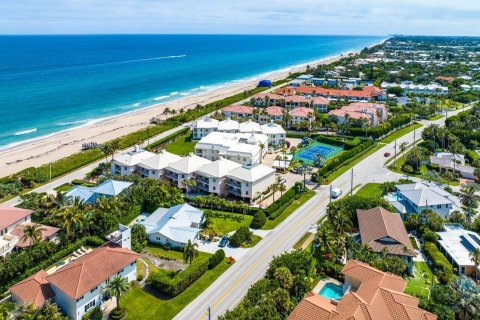 Condo in Ocean Ridge, Florida, 2 bedrooms  № 1103559 - photo 1