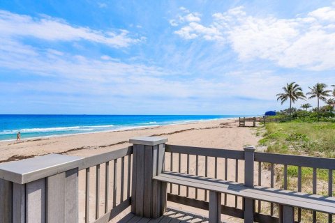 Copropriété à vendre à Ocean Ridge, Floride: 2 chambres, 165.18 m2 № 1103559 - photo 11