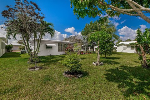 Casa en venta en Tamarac, Florida, 2 dormitorios, 134.06 m2 № 1160357 - foto 1