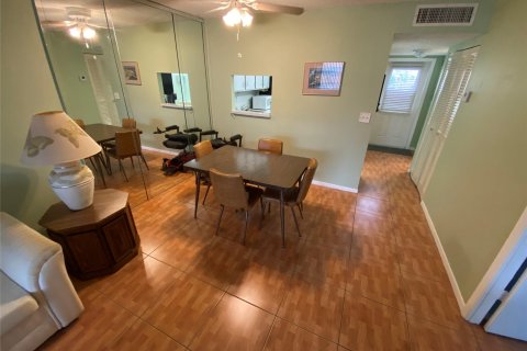 Condominio en venta en Margate, Florida, 1 dormitorio, 67.35 m2 № 990555 - foto 9