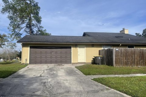 Villa ou maison à louer à Jacksonville, Floride: 3 chambres, 170.2 m2 № 877850 - photo 3