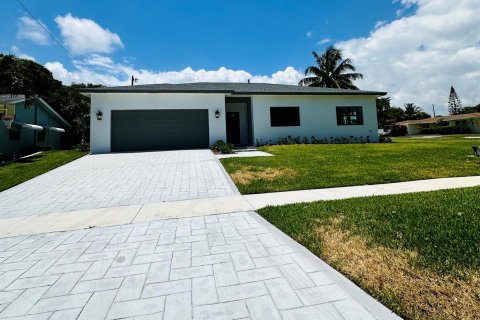 House in Boynton Beach, Florida 3 bedrooms, 143.81 sq.m. № 1154143 - photo 29