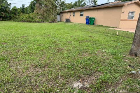 Terrain à vendre à Fort Lauderdale, Floride № 951942 - photo 5