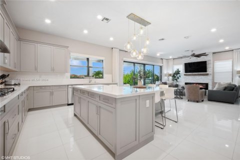 Casa en venta en Parkland, Florida, 5 dormitorios, 367.8 m2 № 1376029 - foto 14