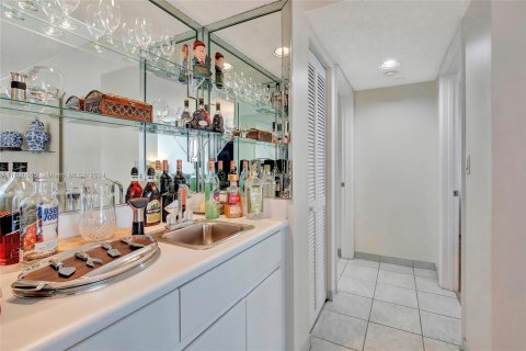 Condominio en venta en Sunny Isles Beach, Florida, 2 dormitorios, 163.51 m2 № 967917 - foto 8