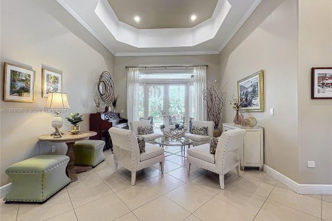 Villa ou maison à vendre à Palmetto Bay, Floride: 4 chambres, 289.11 m2 № 1357161 - photo 4