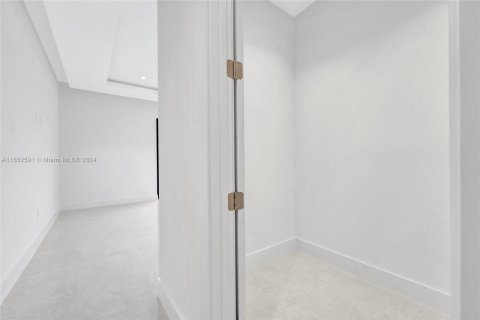 Touwnhouse à vendre à Miami, Floride: 3 chambres, 208.75 m2 № 1357207 - photo 19