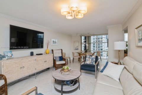 Copropriété à louer à Miami Beach, Floride: 1 chambre, 139.63 m2 № 1370407 - photo 4