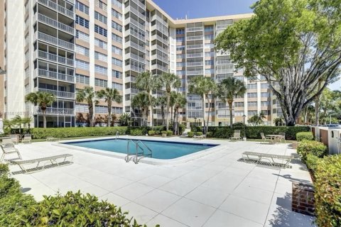 Copropriété à louer à Coral Springs, Floride: 2 chambres, 125.42 m2 № 1370406 - photo 5