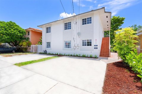 Villa ou maison à louer à Miami, Floride: 3 chambres, 130.06 m2 № 1362348 - photo 23