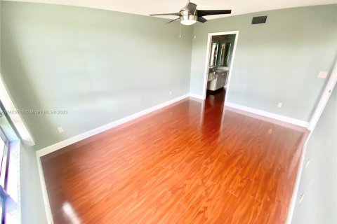 Condominio en venta en Tamarac, Florida, 2 dormitorios, 114.08 m2 № 630372 - foto 18