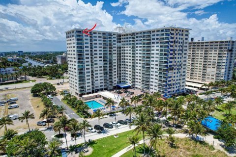 Copropriété à vendre à Pompano Beach, Floride: 2 chambres, 176.51 m2 № 1159656 - photo 24