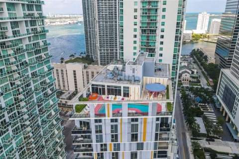 Condominio en venta en Miami, Florida, 2 dormitorios, 94.39 m2 № 1415562 - foto 26