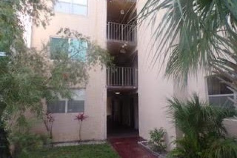 Condominio en venta en Lauderdale Lakes, Florida, 2 dormitorios, 93.83 m2 № 979098 - foto 19
