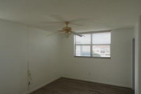 Copropriété à vendre à Lauderdale Lakes, Floride: 2 chambres, 93.83 m2 № 979098 - photo 6