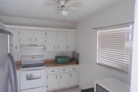 Copropriété à vendre à Lauderdale Lakes, Floride: 2 chambres, 93.83 m2 № 979098 - photo 16
