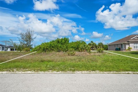 Terreno en venta en Port Charlotte, Florida № 1253750 - foto 13