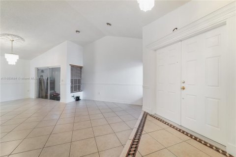 Villa ou maison à vendre à Miami, Floride: 3 chambres, 145.02 m2 № 1332911 - photo 24