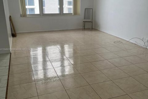 Copropriété à vendre à Miami Beach, Floride: 2 chambres, 105.35 m2 № 1332867 - photo 6