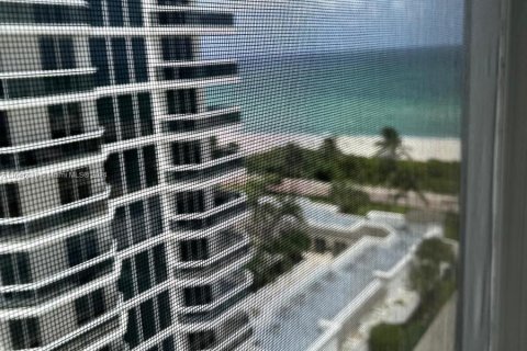 Copropriété à vendre à Miami Beach, Floride: 2 chambres, 105.35 m2 № 1332867 - photo 16