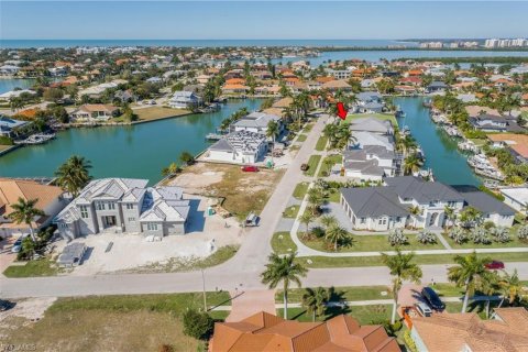 Terrain à vendre à Marco Island, Floride № 475012 - photo 6